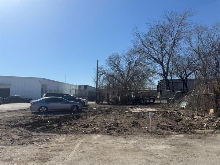 Property Photo:  1807 S Malcolm X Boulevard  TX 75226 