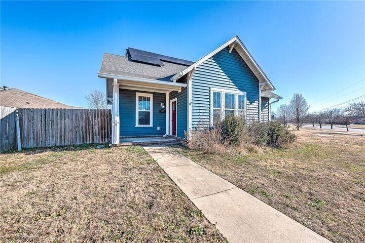 Property Photo:  1316 S Lyndon Crossing  AR 72704 