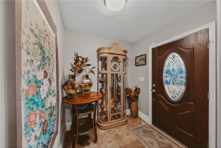 Property Photo:  1827 Seminole Court  AR 72701 