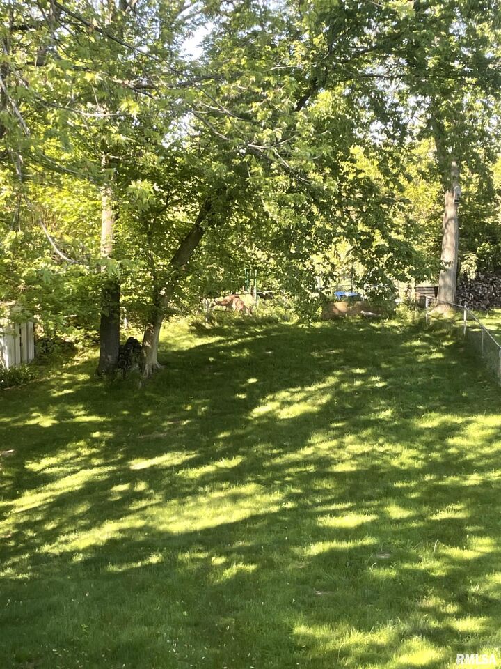 Property Photo:  2348 W Carriage Lane  IL 61614 