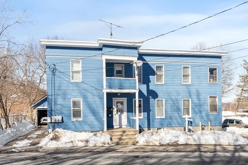 Property Photo:  76 Heywood St  MA 01420 