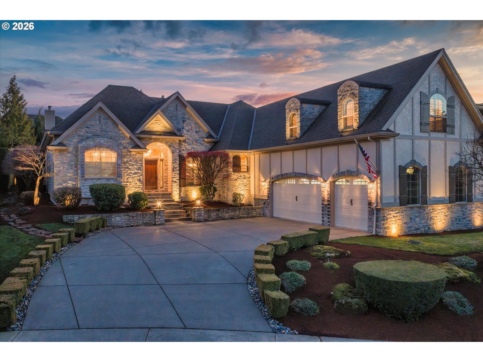 Property Photo:  1348 NW Eagle St  WA 98607 