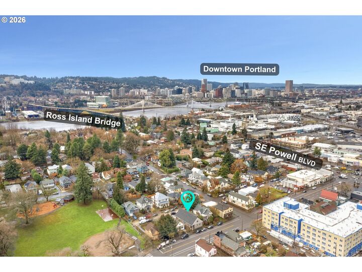 Property Photo:  3324 SE 11th Ave  OR 97202 