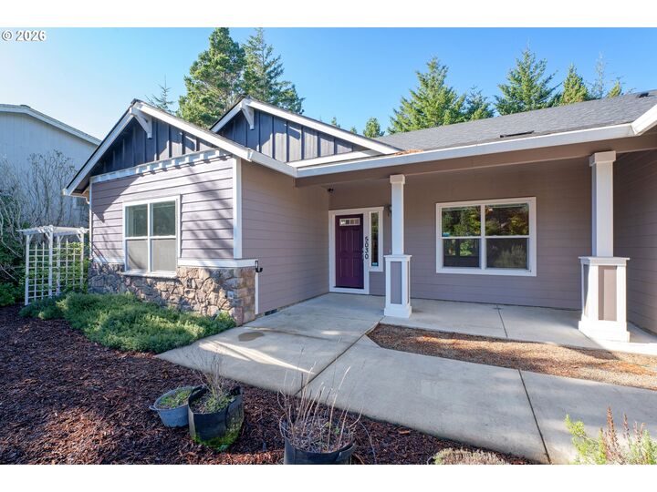 Property Photo: 5030 Heceta Park Way OR 97439