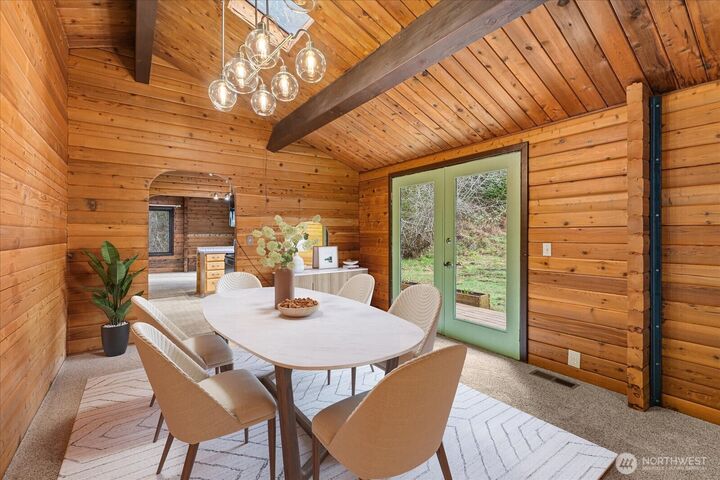 Property Photo: 86 N Camano Ridge Road WA 98282