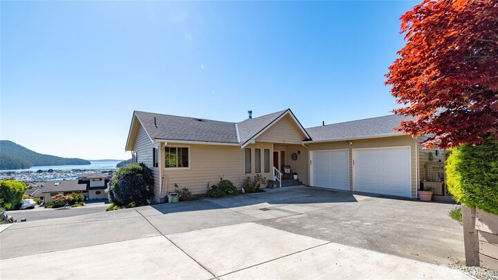 Property Photo: 1807 Bradley Drive WA 98221