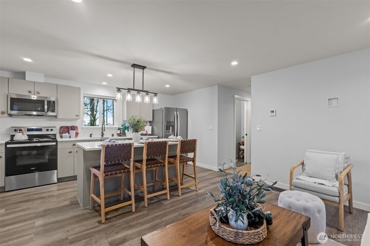 Property Photo:  50 NE Cedar Lane  WA 98588 