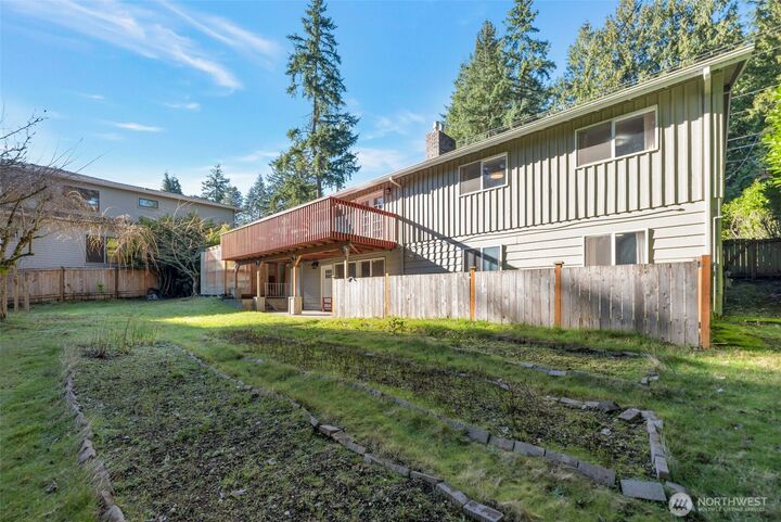 Property Photo:  2840  108th Avenue SE  WA 98004 