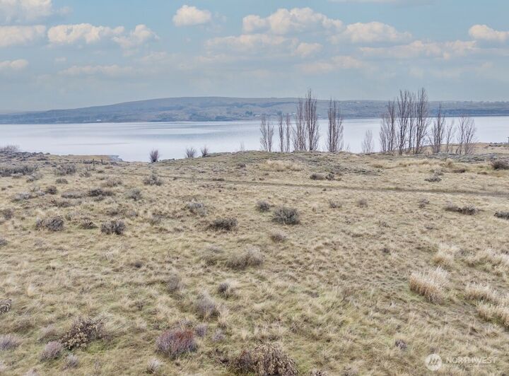 Property Photo:  421 NW  11th Street  WA 98851 