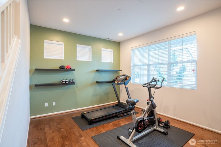 Property Photo: 32355 48th Avenue S WA 98001