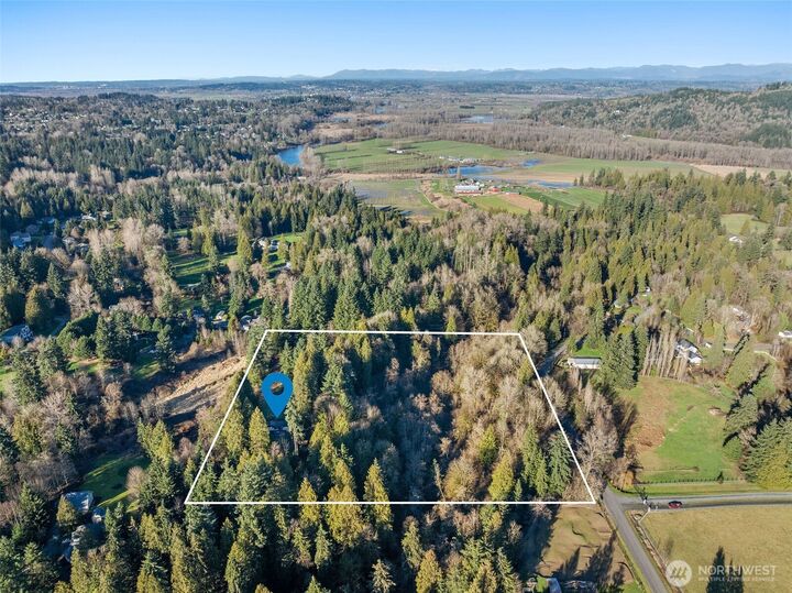 Property Photo:  10714  180th Street SE  WA 98296 