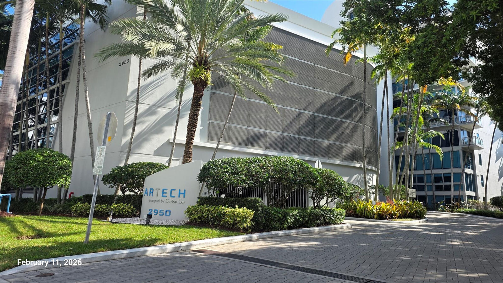 Property Photo: 2950 NE 188th Street 110 FL 33180