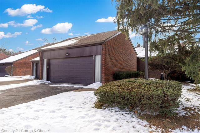 Property Photo: 15 Kimberly Lane 56 MI 48120