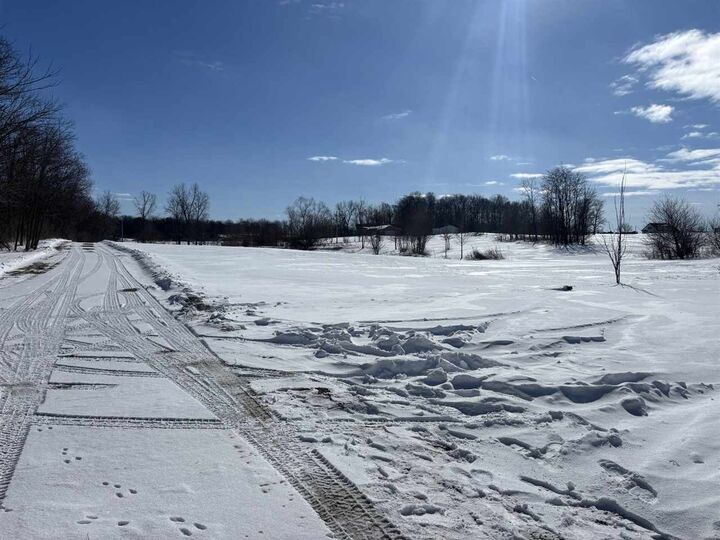 Property Photo:  5138 W County Road 900 North  IN 47331 