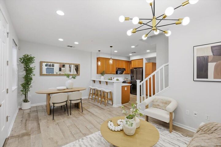 Property Photo:  410 San Eduardo Terrace  CA 94085 