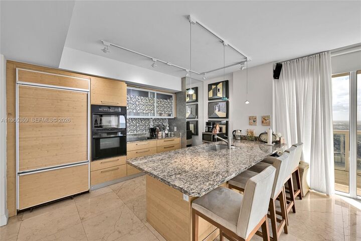 Property Photo:  1830 S Ocean Dr 4708  FL 33009 