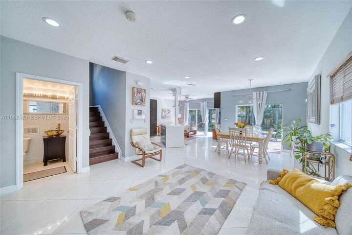 Property Photo: 3228 SE 3rd Dr FL 33033