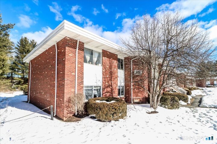 Property Photo:  38 Candlewood Lake Road South Apt 3  CT 06776 