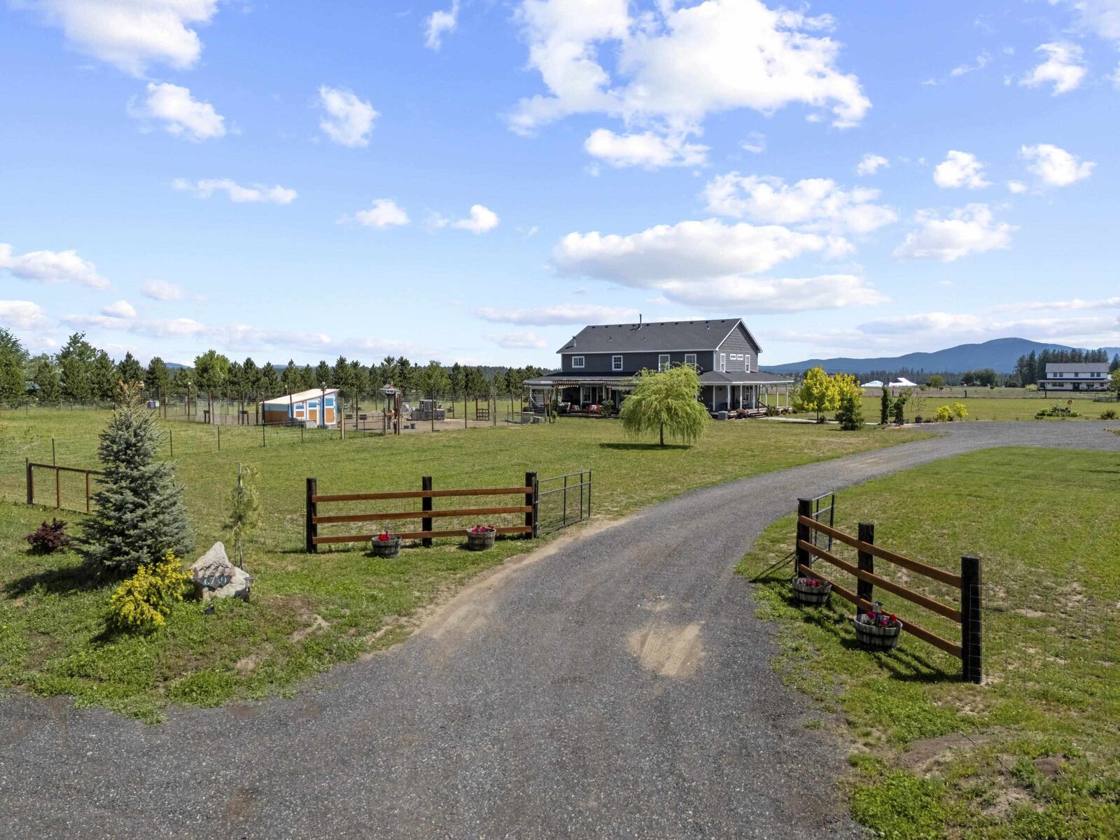 Property Photo:  6730 W Cross Cut Rd  WA 99006 