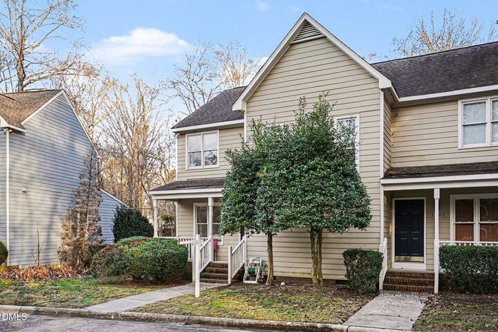 Property Photo:  1502 Oakland Hills Way  NC 27604 