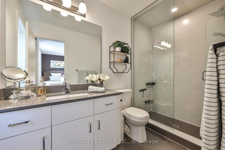 Property Photo: 75 Windtree Way ON L7G 0P6