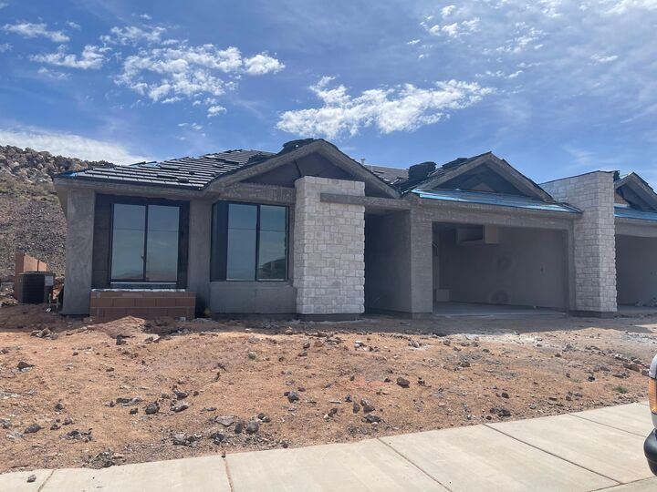 Property Photo: 1626 W 470 N UT 84737