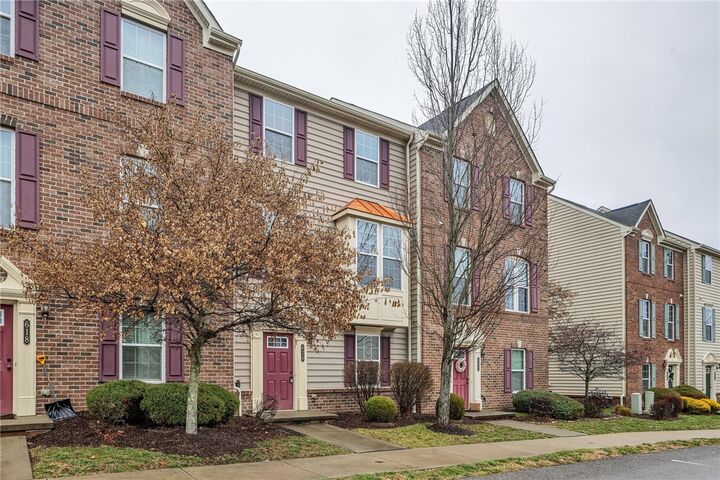 Property Photo:  620 Fairgate Dr  PA 15090 