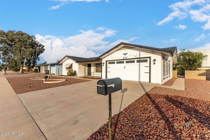 Property Photo: 643 N 67th Place AZ 85205