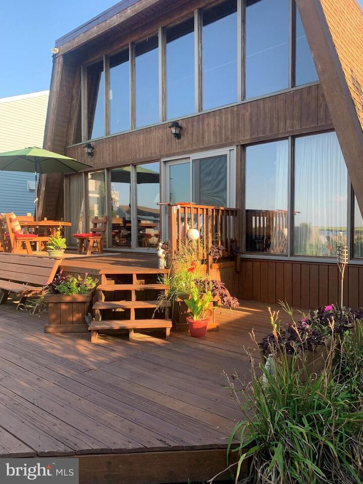 Property Photo:  916 N Shore Drive  NJ 08203 