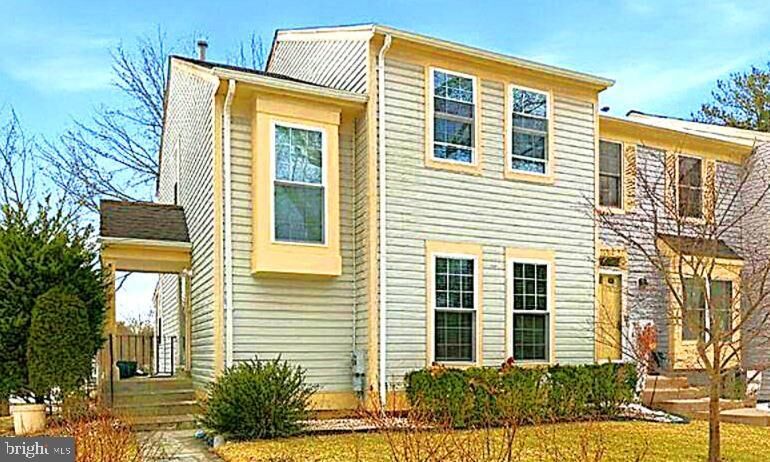 Property Photo: 9512 White Pillar Terrace 9512 MD 20882