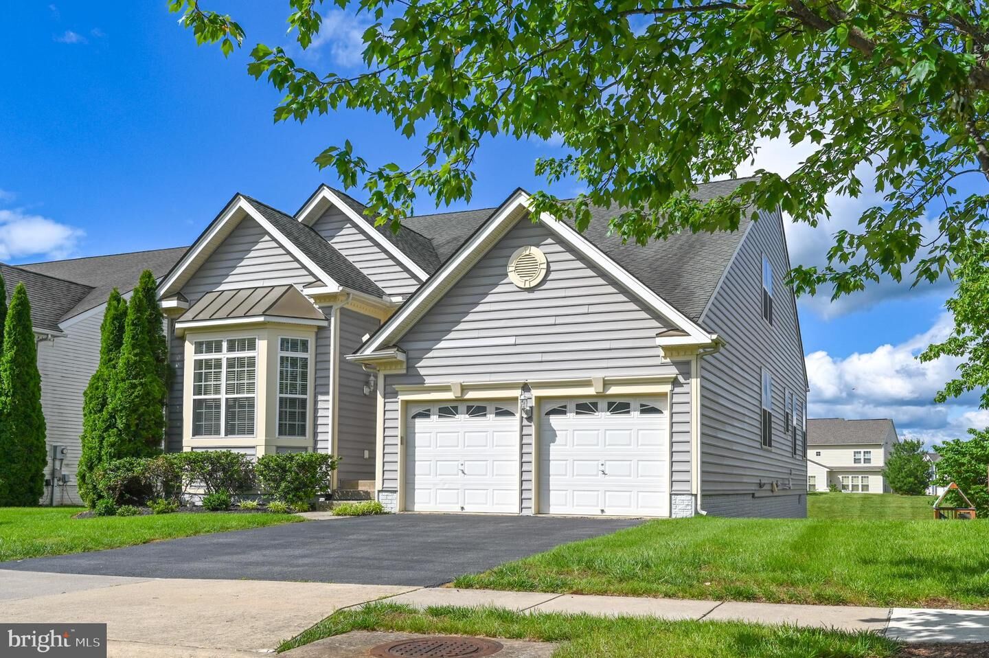 Property Photo: 113 W Station Terrace W WV 25403