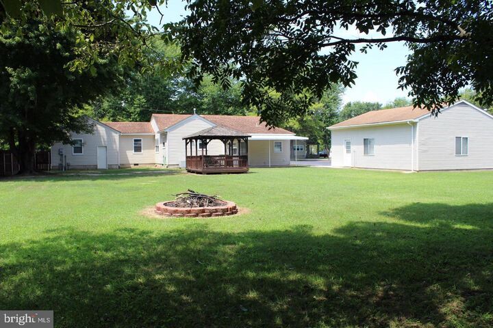 Property Photo:  6031 Rosedale Drive  VA 22485 