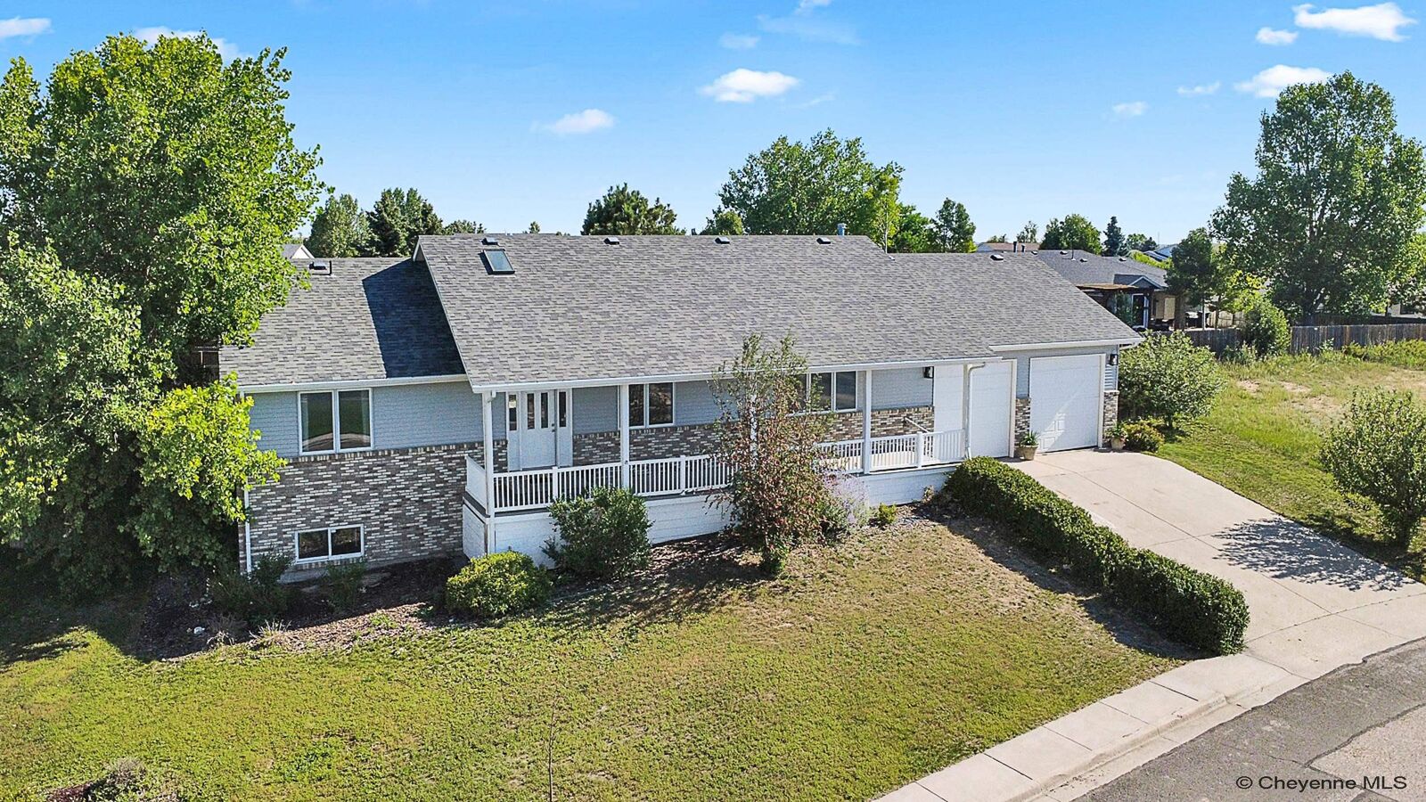 Property Photo: 2544 Levi Rd WY 82009