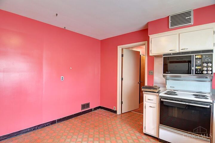 Property Photo:  307 Curtis Street  OH 45044 