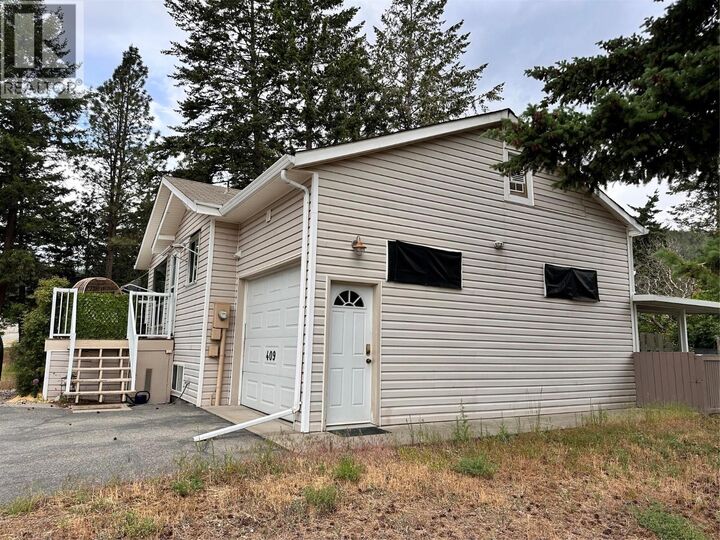 Property Photo: 409 Hummingbird Avenue BC V1H 2A1