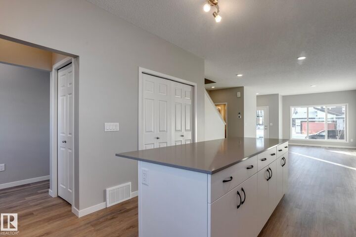 Property Photo:  6226 175A Avenue NW  AB T5Y 4H3 
