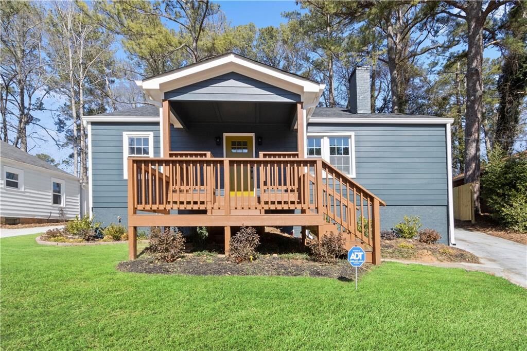 Property Photo:  1673 Altadena Place SW  GA 30311 