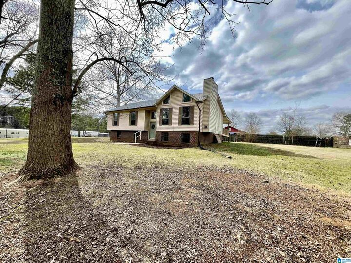 Property Photo:  1215 County Road 609  AL 35077 