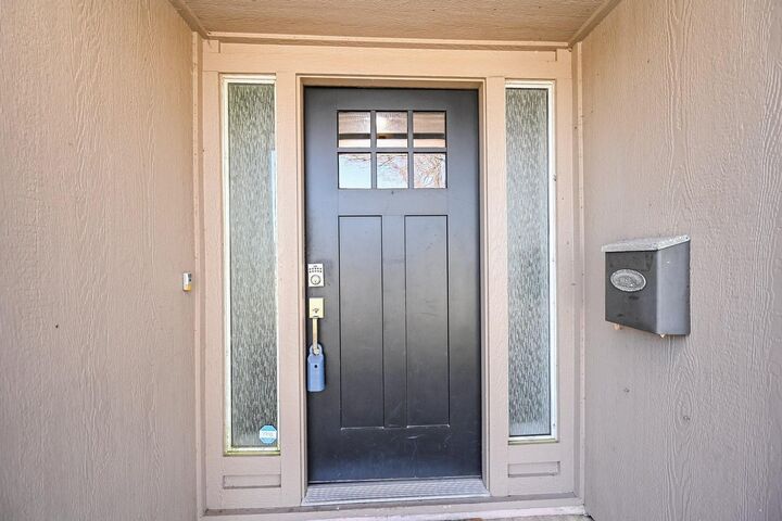 Property Photo:  6555 Grovewood Lane  TX 77008 