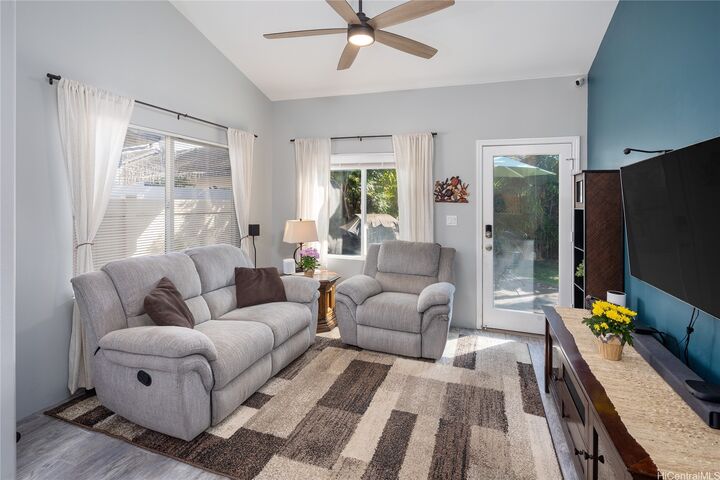 Property Photo:  91-1025 Kaileolea Drive J1  HI 96706 