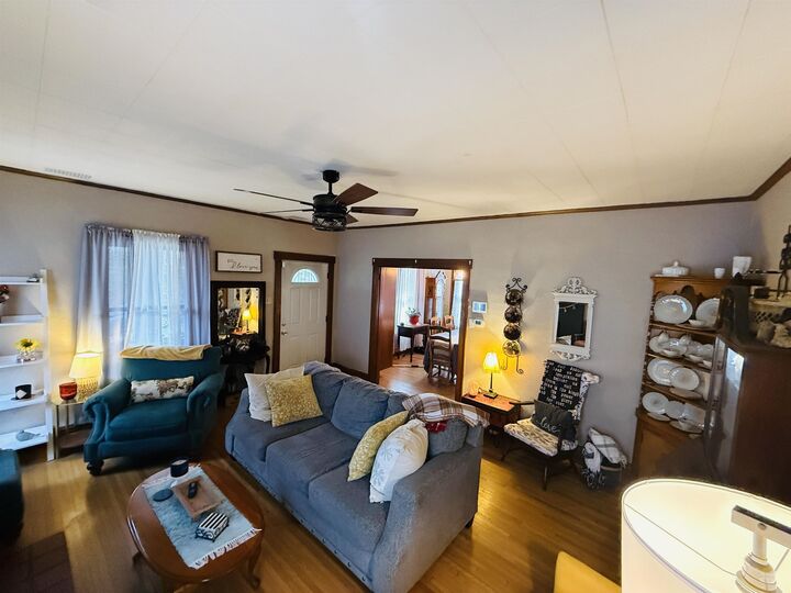 Property Photo: 1917 17R 18th Street WV 25701