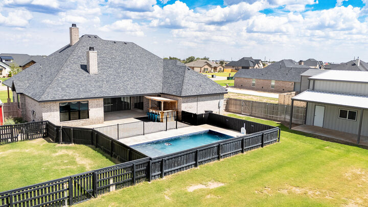 Property Photo:  19108 County Rd 2240  TX 79423 