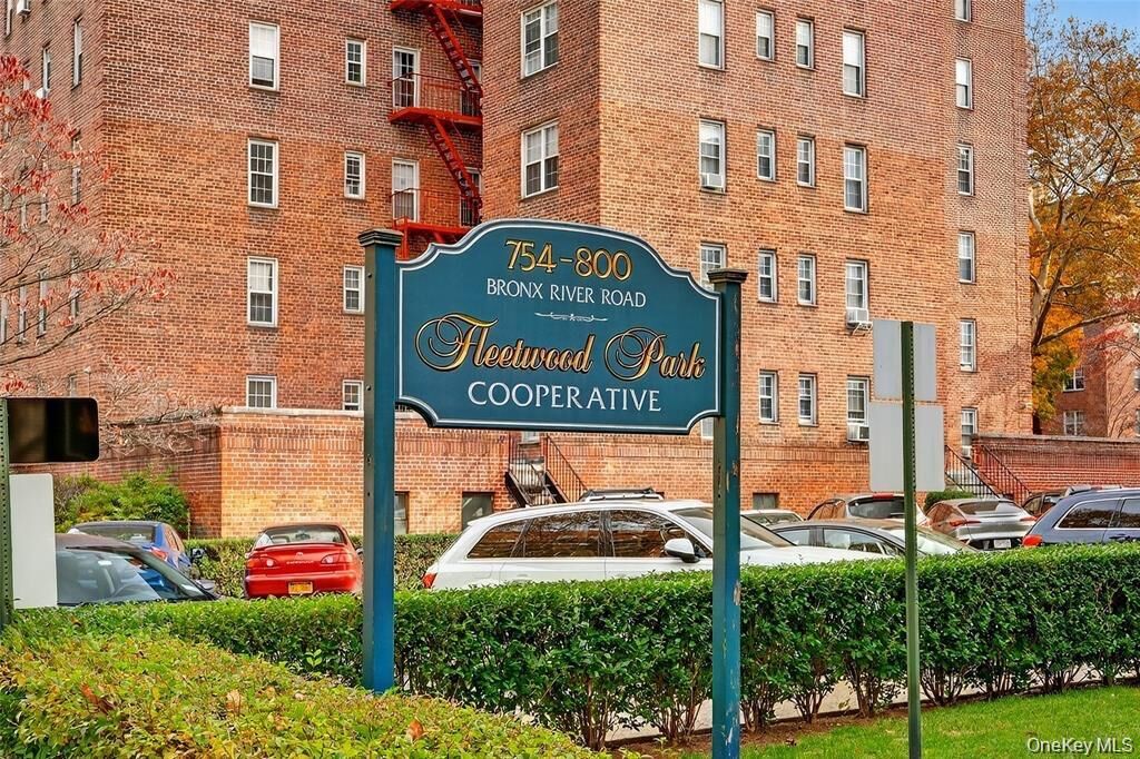 Property Photo:  770 Bronx River Rd A41  NY 10708 