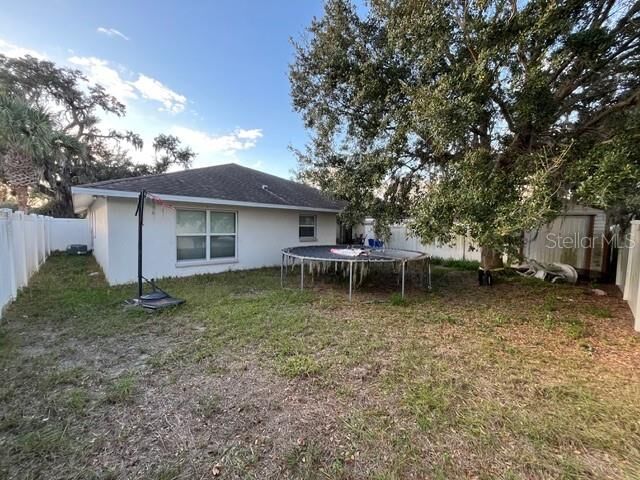 Property Photo:  15412 Bama Breeze Place  FL 33598 