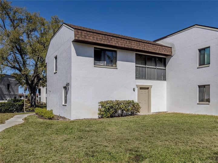 Property Photo:  800 Capri Isles Boulevard 236  FL 34292 