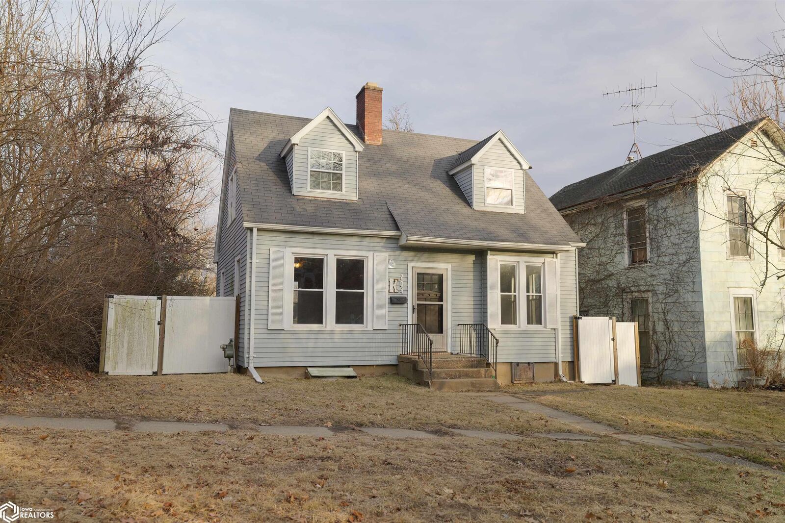 Property Photo: 204 Marietta Street IA 52601