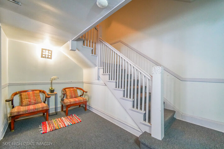 Property Photo:  6720 S Paxton Avenue 3N  IL 60649 