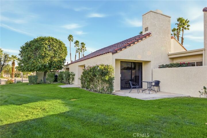 Property Photo:  450 Sunningdale  CA 92270 