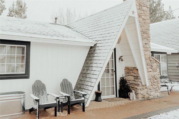 Property Photo:  1029 W Aeroplane  CA 92314 