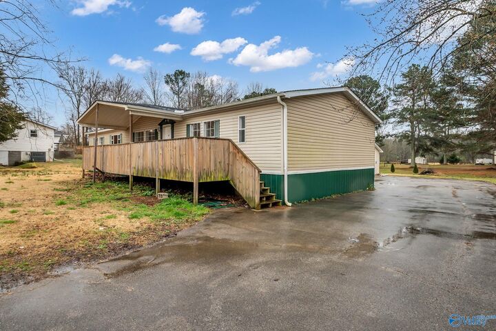 Property Photo:  2308 Charity Lane NW  AL 35750 